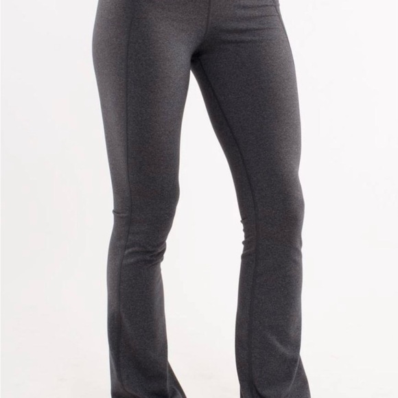 Lululemon Tadasana
Legging Pant
Heathered Coal Flash Rise Pink/Gray - Picture 1 of 10